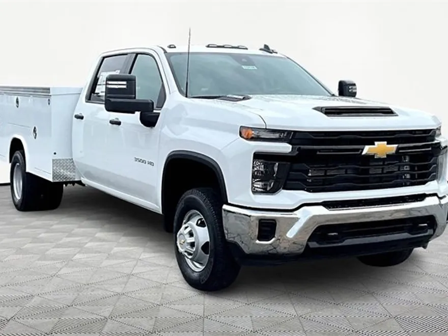 2025 Chevrolet Silverado 3500HD Work Truck photo 1