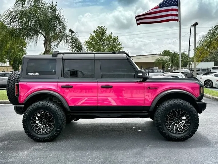 2022 Ford Bronco Wildtrak photo 1