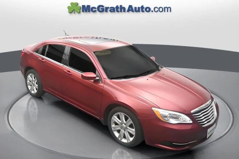 2012 Chrysler 200 Touring photo 1