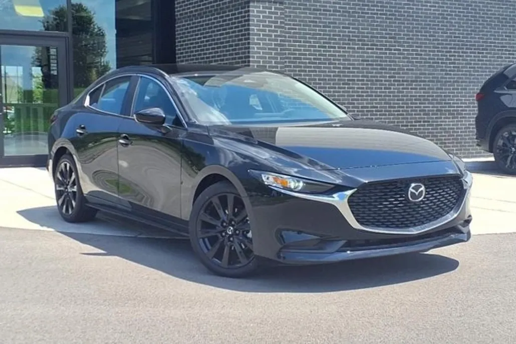 2025 Mazda Mazda3 2.5 Select Sport photo 1