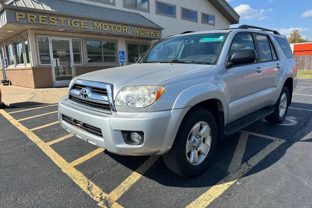 2007 Toyota 4Runner SR5 photo 1