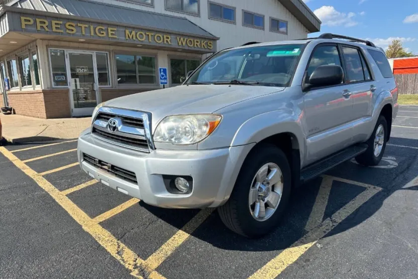 2007 Toyota 4Runner SR5 photo 1