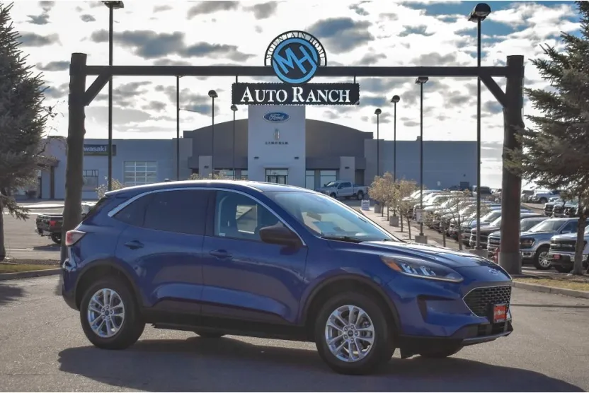 2022 Ford Escape SE photo 1