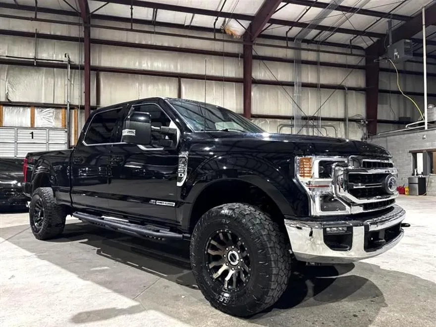 2022 Ford F-250 Lariat photo 1