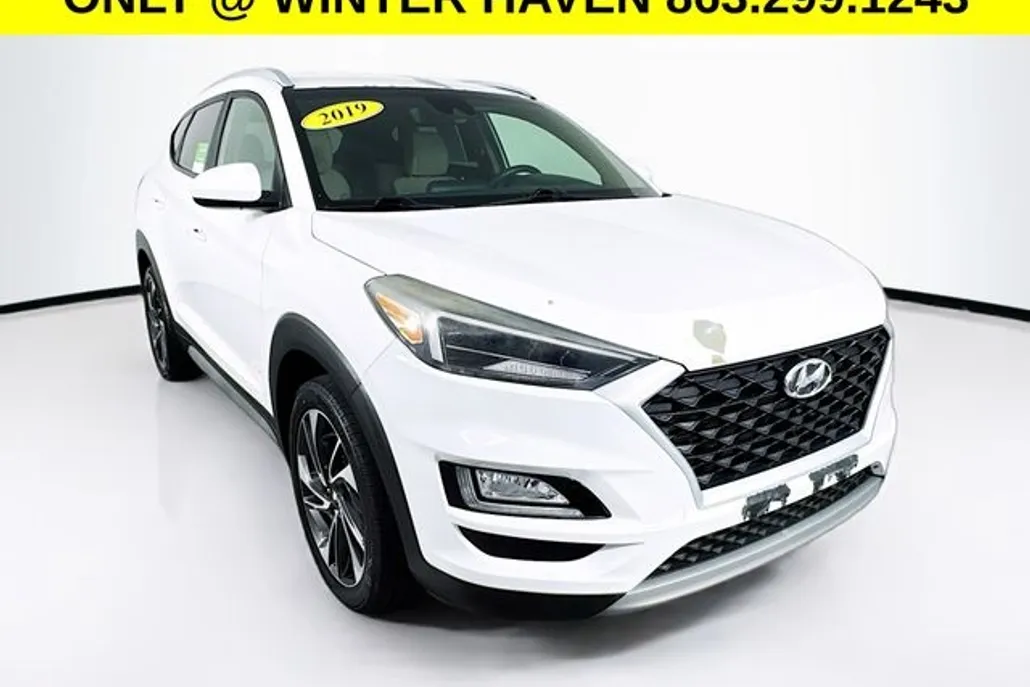 2019 Hyundai Tucson Sport photo 1