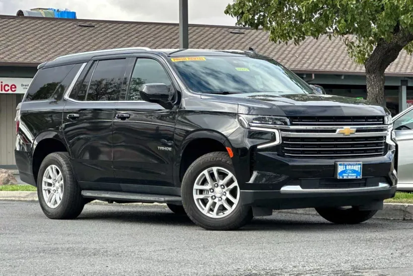 2023 Chevrolet Tahoe LT photo 1