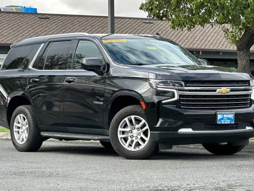 2023 Chevrolet Tahoe LT photo 1