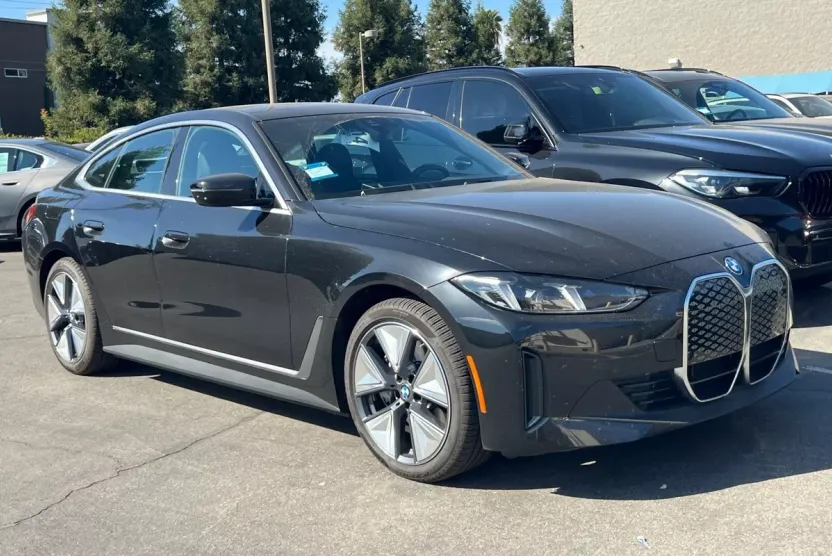 2025 Bmw i4 eDrive40 photo 1