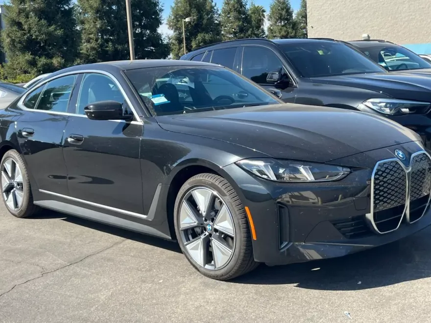 2025 Bmw i4 eDrive40 photo 1