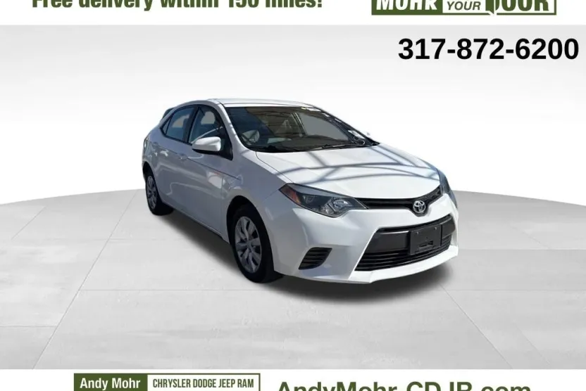 2016 Toyota Corolla LE photo 1