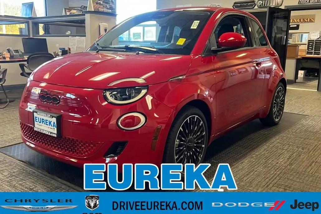 2024 Fiat 500e Red photo 1