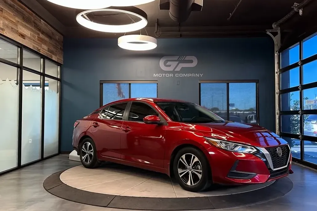 2020 Nissan Sentra SV photo 1
