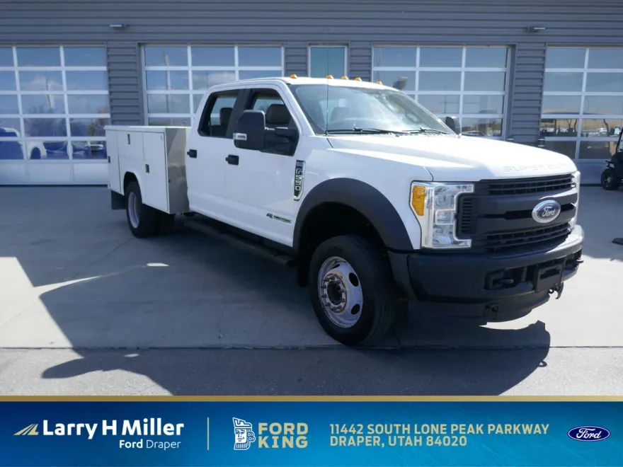 2017 Ford F-550 XL photo 1