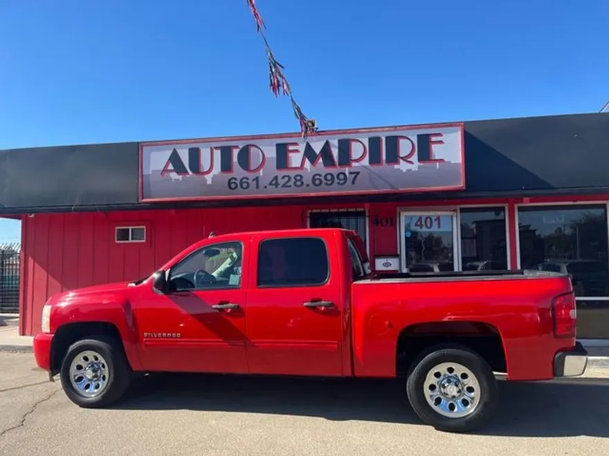 2011 Chevrolet Silverado 1500 LS photo 1