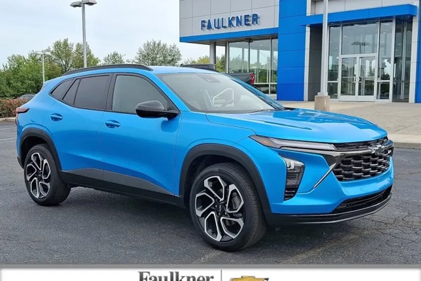 2025 Chevrolet Trax photo 1