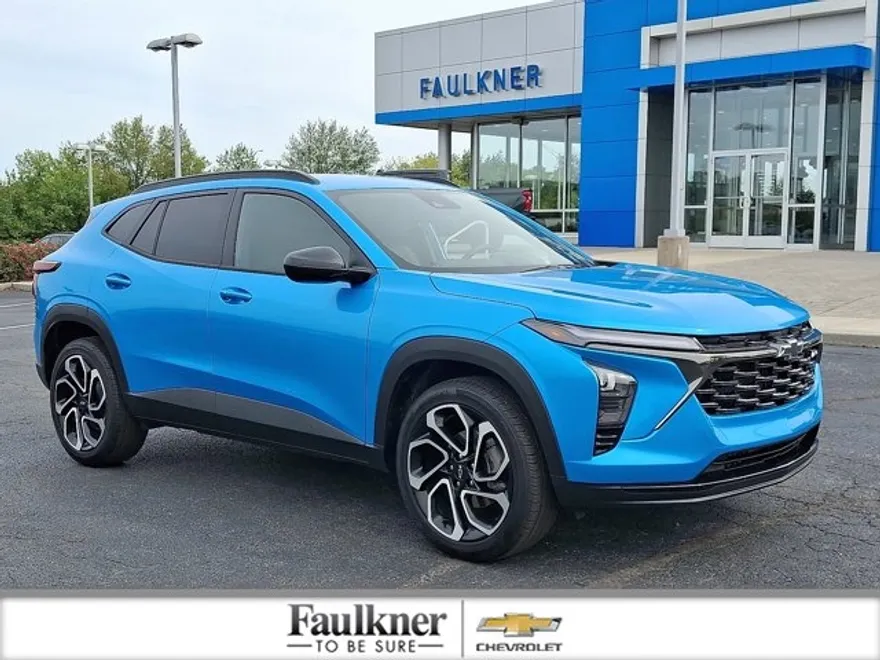 2025 Chevrolet Trax photo 1