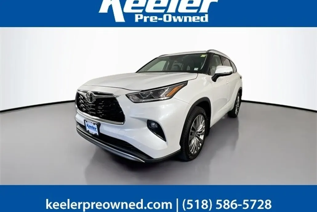2022 Toyota Highlander Platinum photo 1