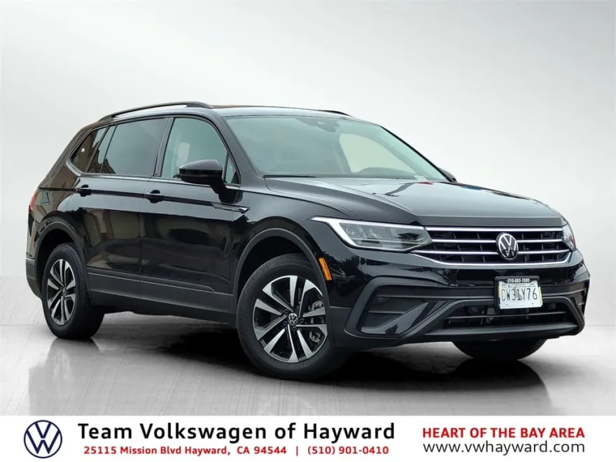 2024 Volkswagen Tiguan S photo 1