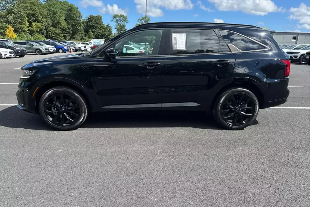 2023 Kia Sorento SX photo 1