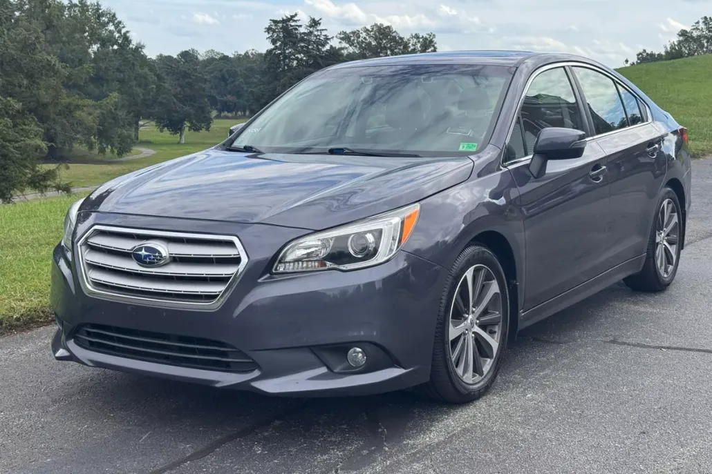 2017 Subaru Legacy 2.5i Limited photo 1