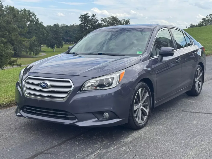 2017 Subaru Legacy 2.5i Limited photo 1