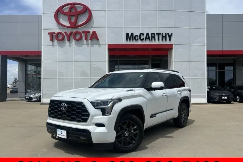 2024 Toyota Sequoia Platinum photo 1