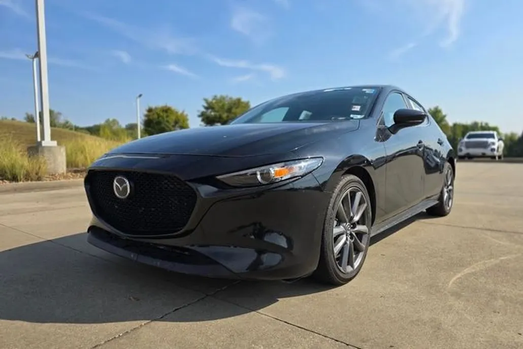 2024 Mazda Mazda3 Hatchback 2.5 s Preferred photo 1
