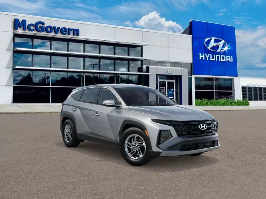 2025 Hyundai Tucson SE photo 1