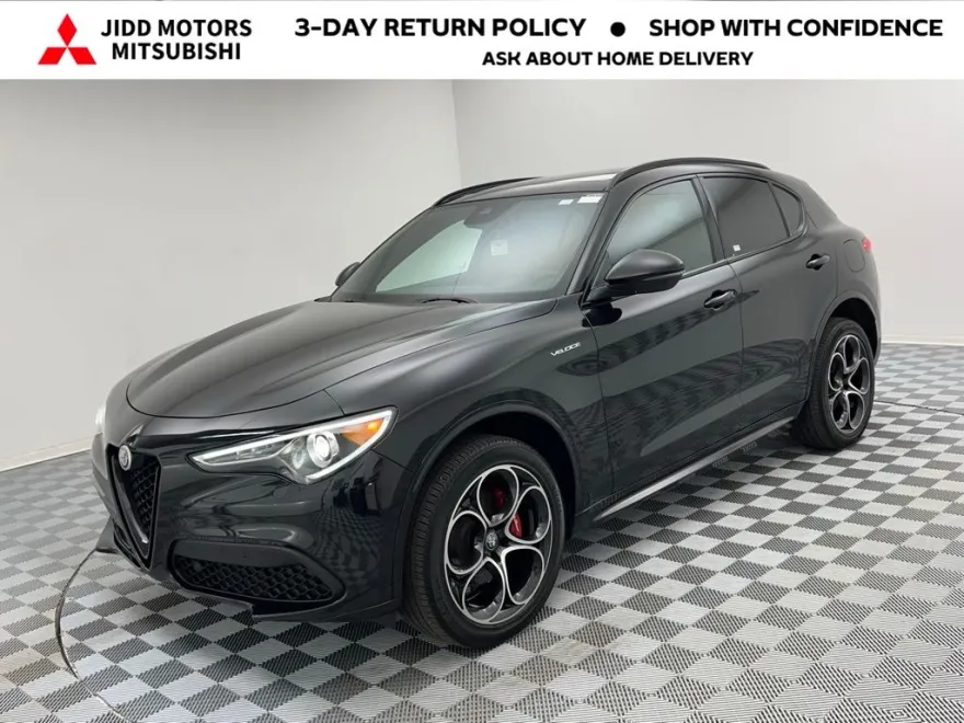 2022 Alfa Romeo Stelvio Ti Sport photo 1
