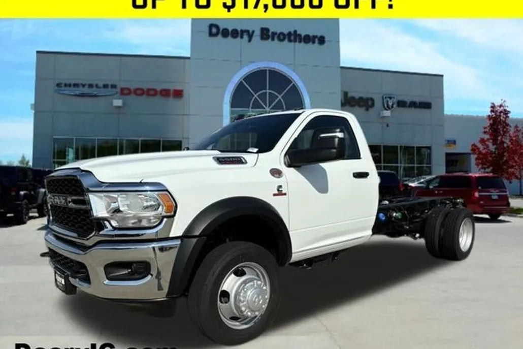 2024 Ram 5500 Tradesman photo 1