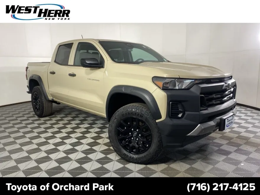 2023 Chevrolet Colorado Trail Boss photo 1