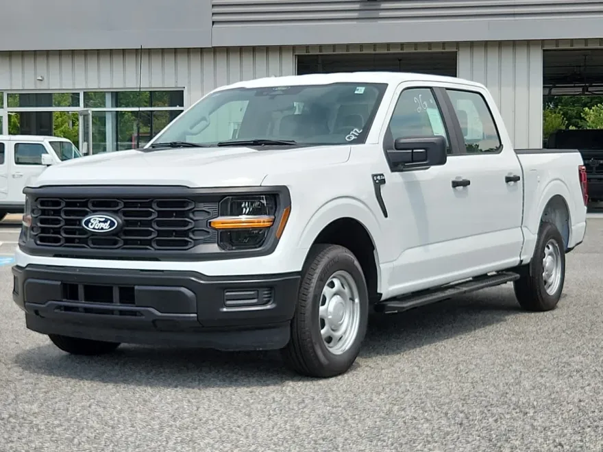 2025 Ford F-150 XL photo 1
