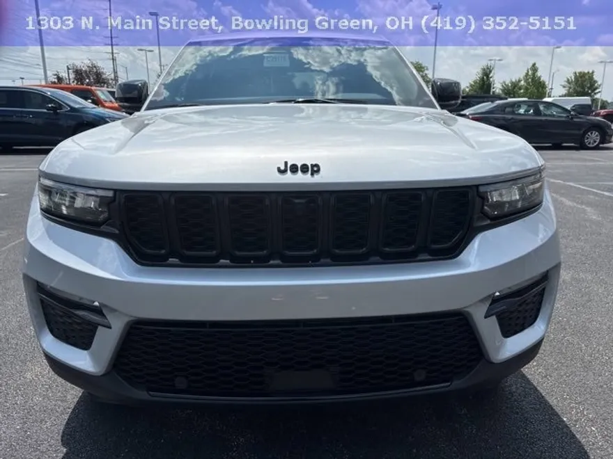 2025 Jeep Grand Cherokee Limited photo 1