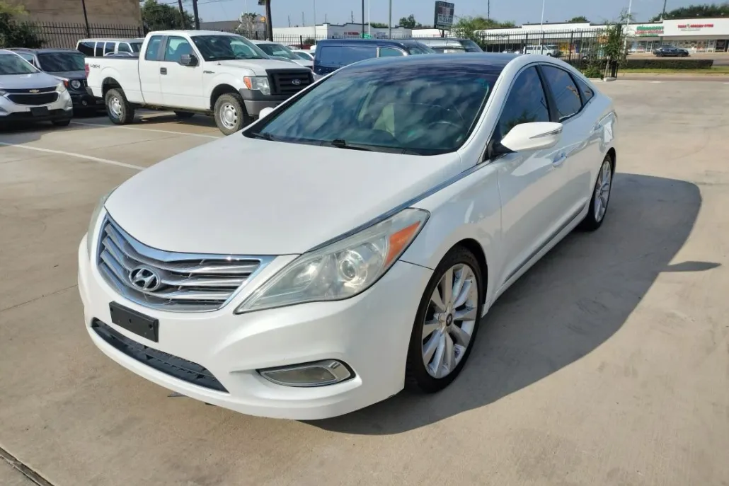2013 Hyundai Azera photo 1