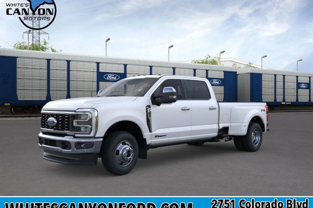 2026 Ford F-350 King Ranch photo 1