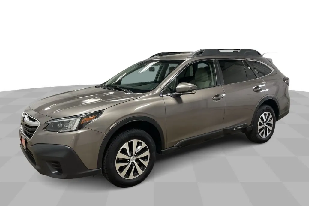 2021 Subaru Outback Premium photo 1