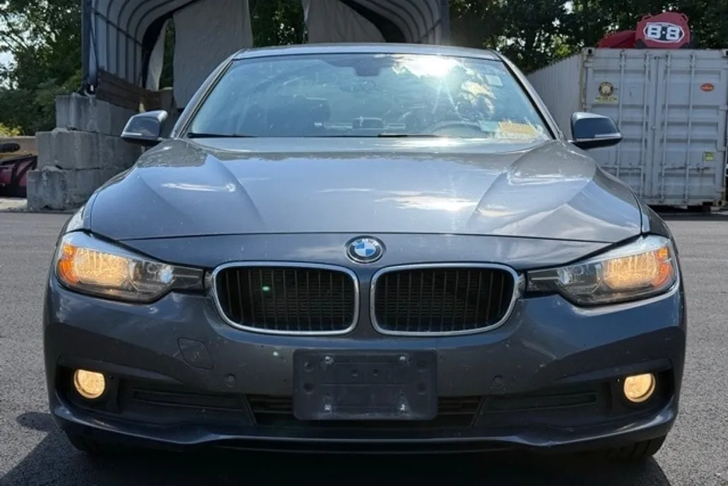 2016 Bmw 320i xDrive SA photo 1