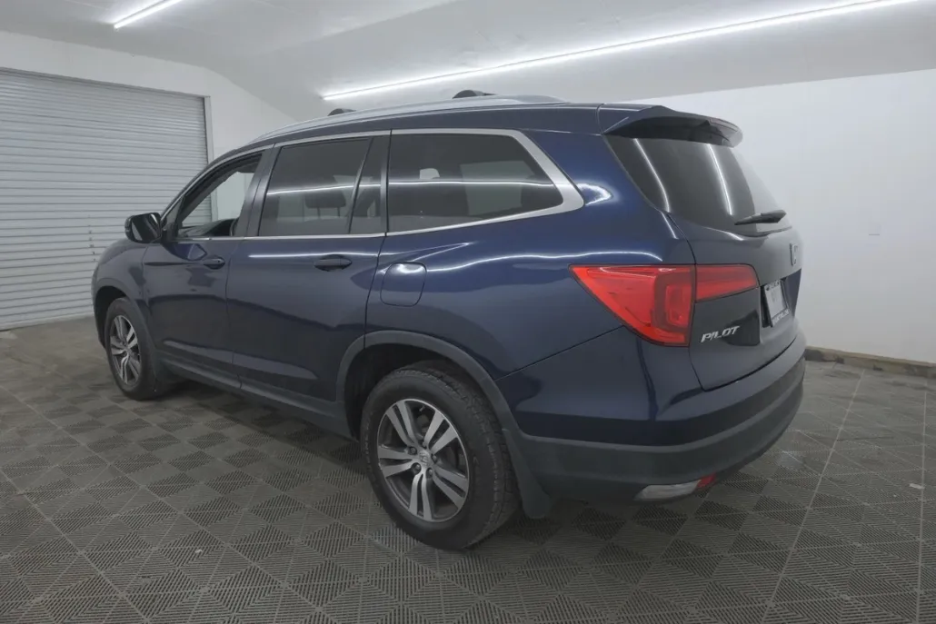 2018 Honda Pilot EX-L Sport photo 1