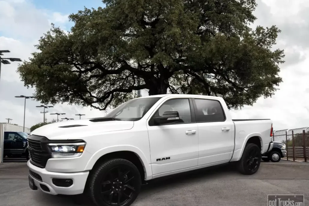 2022 Ram 1500 Laramie photo 1