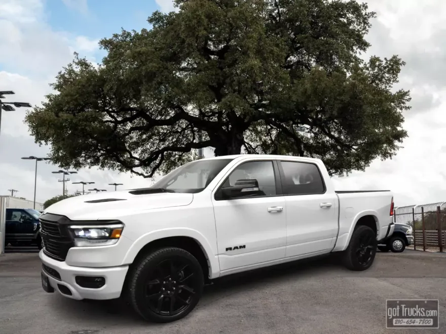 2022 Ram 1500 Laramie photo 1