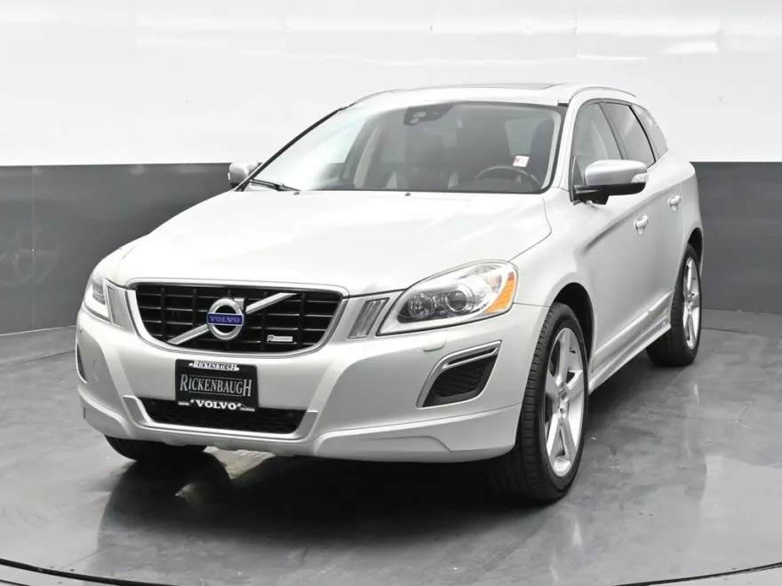 2012 Volvo XC60 T6 R-Design Platinum photo 1