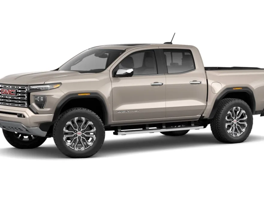 2026 Gmc Canyon Denali photo 2