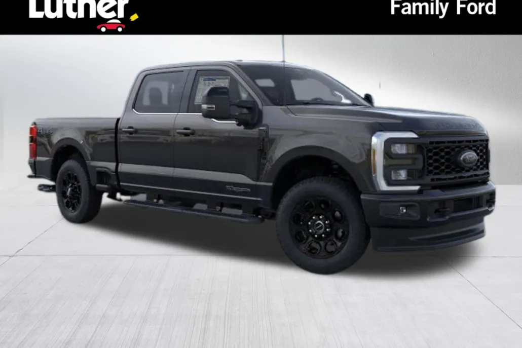 2025 Ford F-350 photo 1