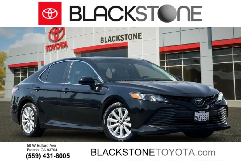 2018 Toyota Camry SE XLE photo 1