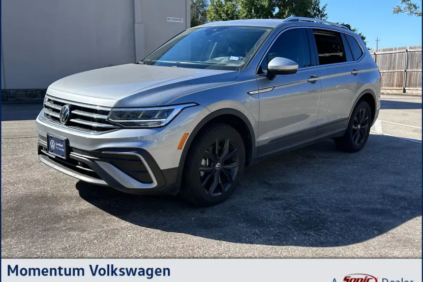 2024 Volkswagen Tiguan SE Wolfsburg Edition photo 1
