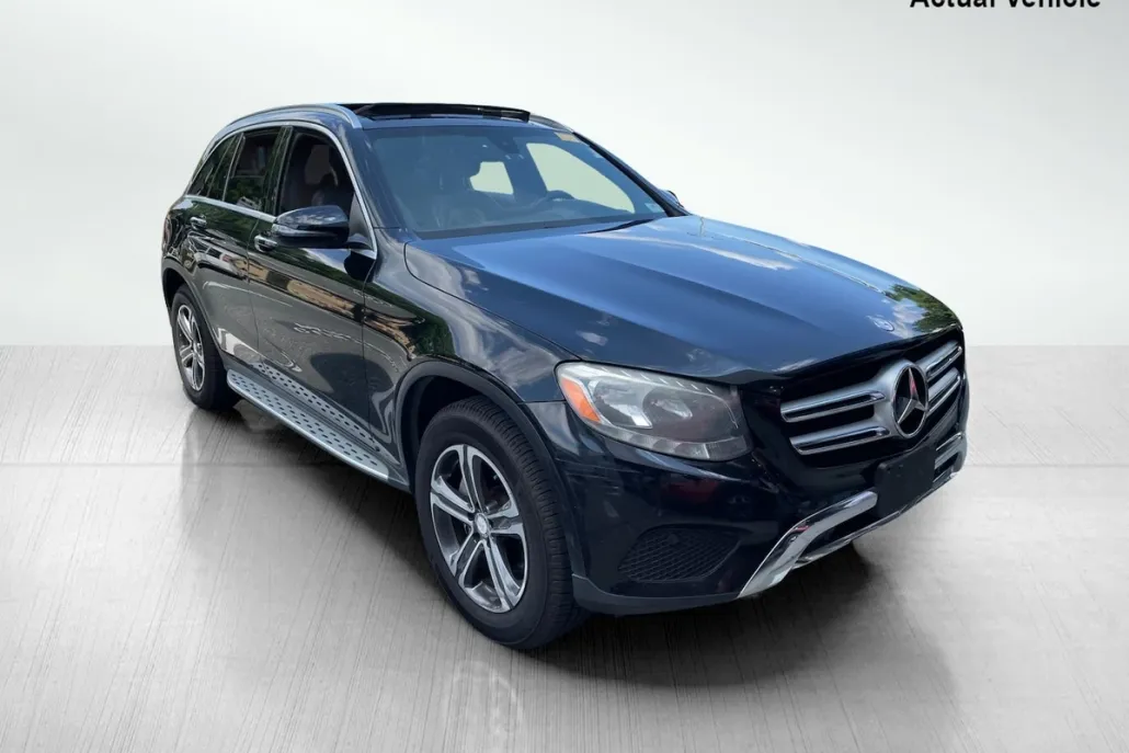 2017 Mercedes Benz GLC 300 photo 1