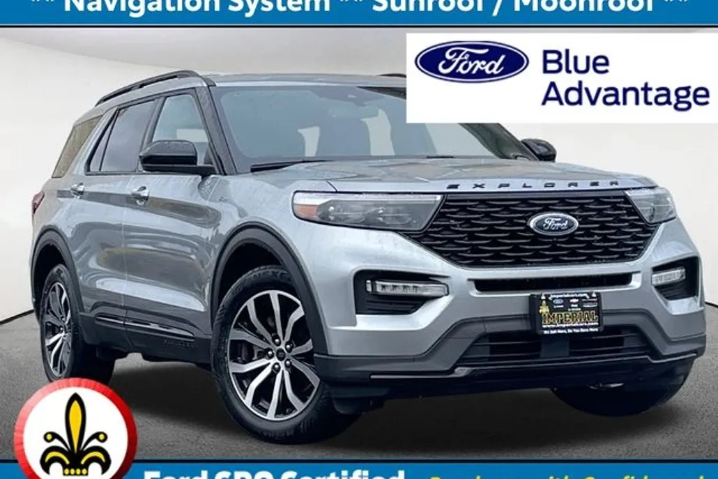 2023 Ford Explorer ST-Line photo 1