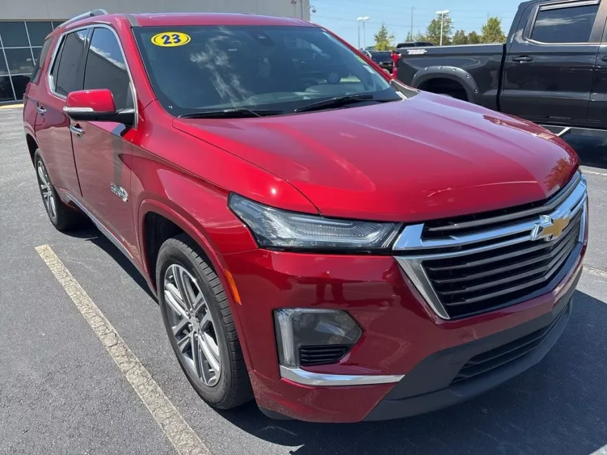 2023 Chevrolet Traverse High Country photo 1