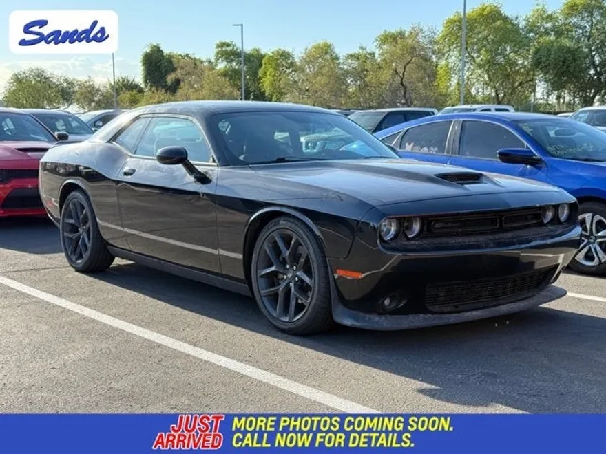 2022 Dodge Challenger GT photo 1