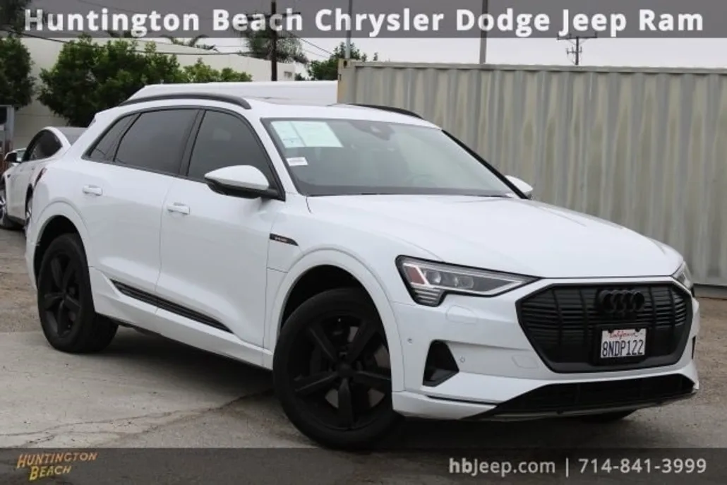 2019 Audi e-tron Premium Plus photo 1
